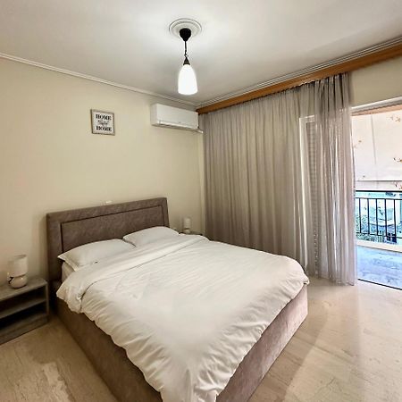 Mamour Apartment In Афіни Екстер'єр фото