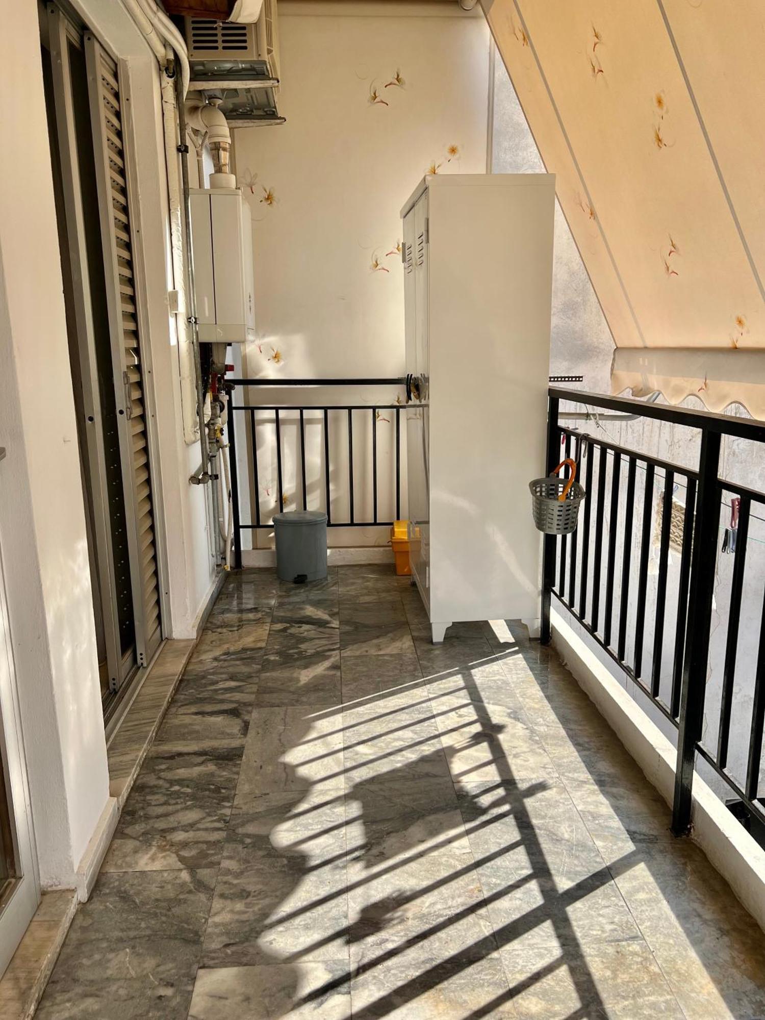 Mamour Apartment In Афіни Екстер'єр фото